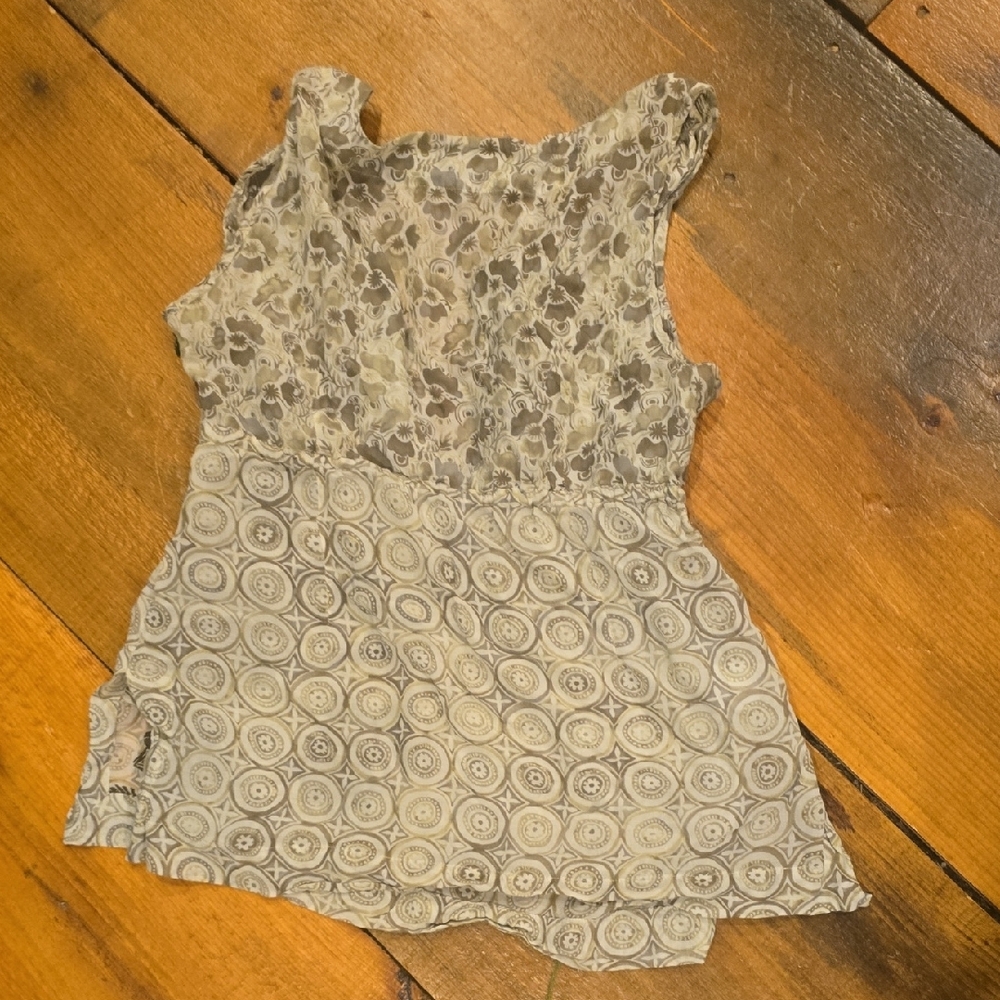 Floral Patterned Tank Top - Picture 4 of 4